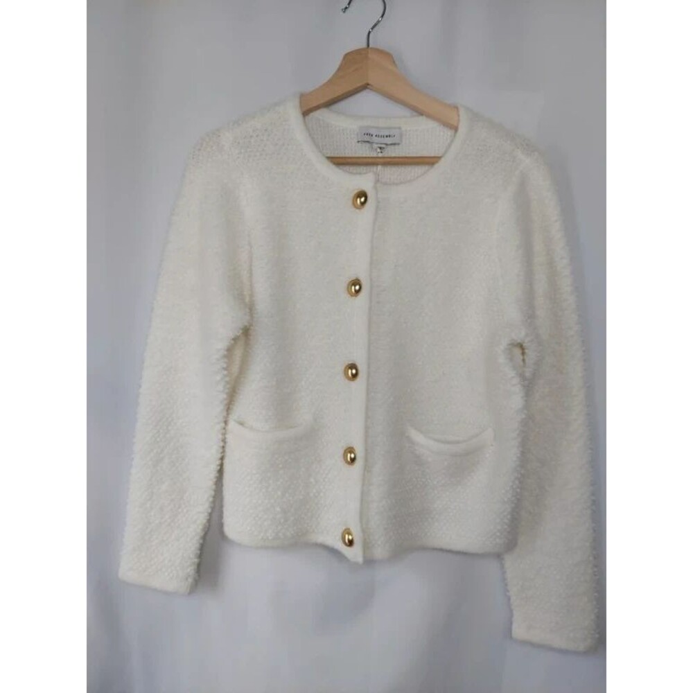 NEW Fuzzy Nubby Cardigan Welt Pockets Cozy Knit Free Assembly Gold Buttons S
